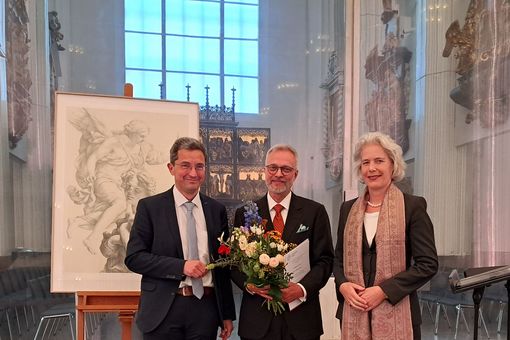 Zu sehen sind Prof. Dr. Alexander Deeg, Dr. Michael Triegel, Prof. Dr. Eva Inés Obergfell