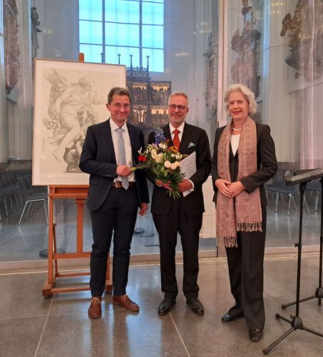 Zu sehen sind Prof. Dr. Alexander Deeg, Dr. Michael Triegel, Prof. Dr. Eva Inés Obergfell